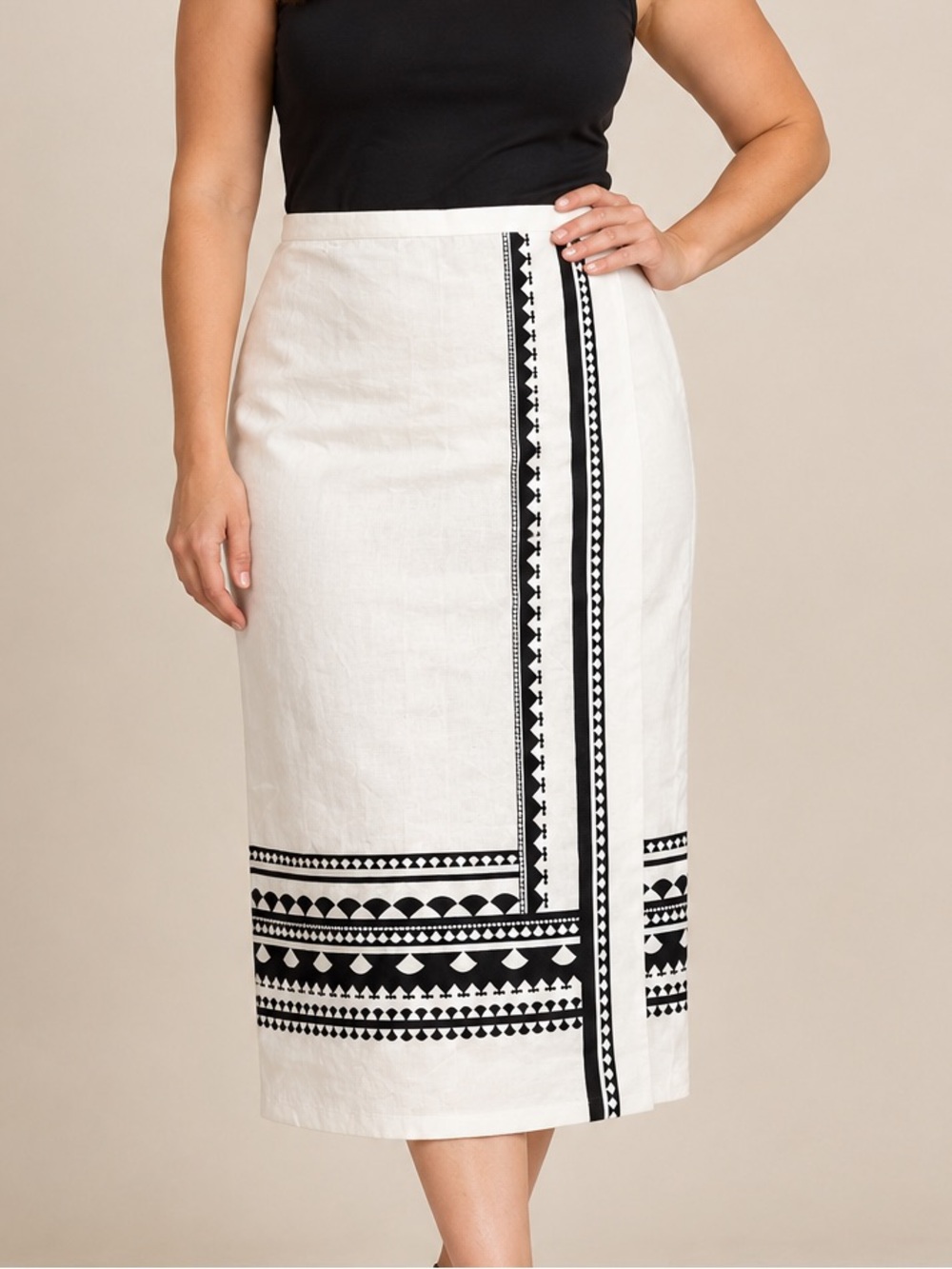 Tahari Linen Blend Faux Wrap Midi Skirt Size 10 White Black Geometric